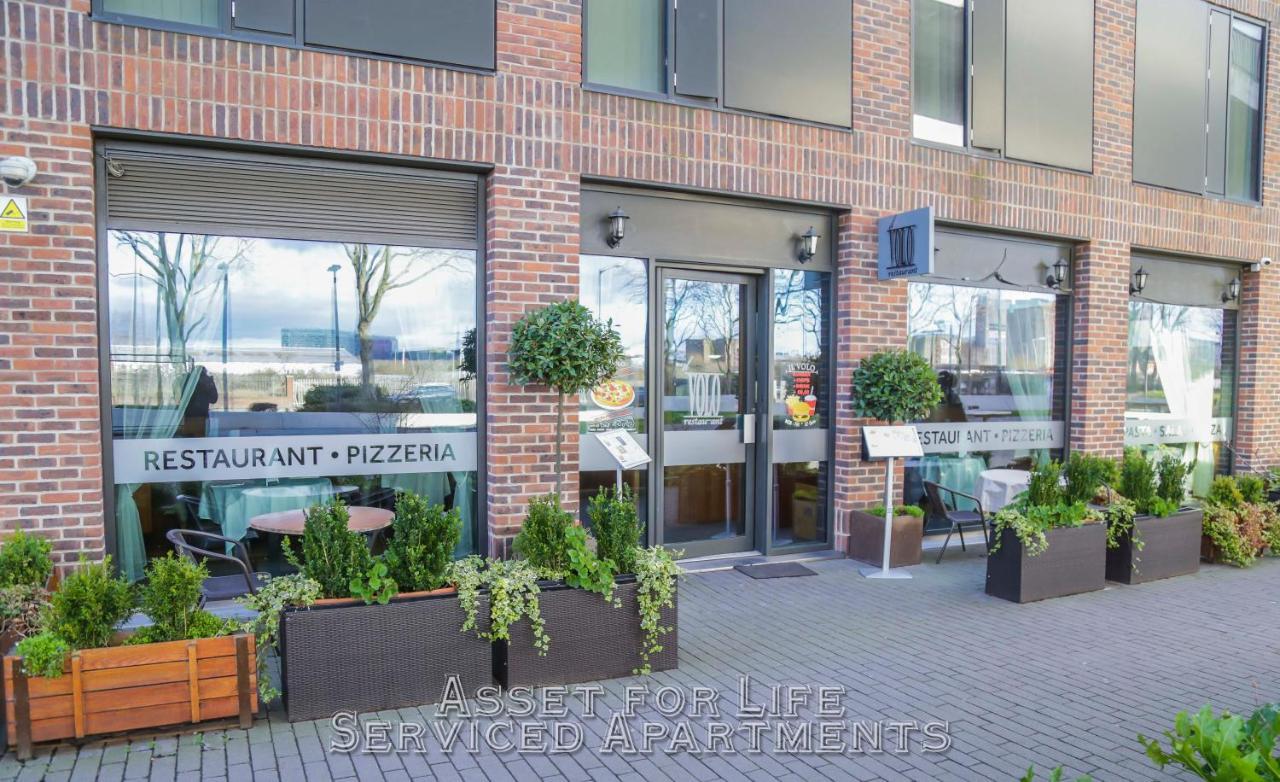 Pontoon Dock Key Workers Apartment Londra Exterior foto